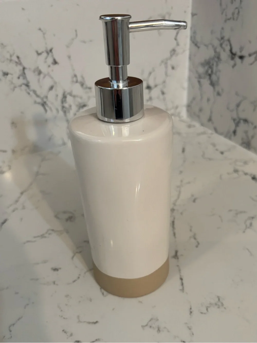Rae Dunn Artisan Soap Dispenser with Pump